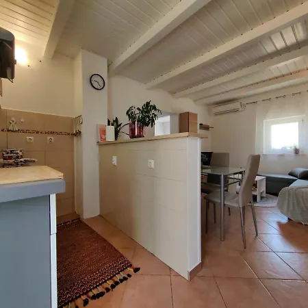 別荘 Casa Istriana A プーラ